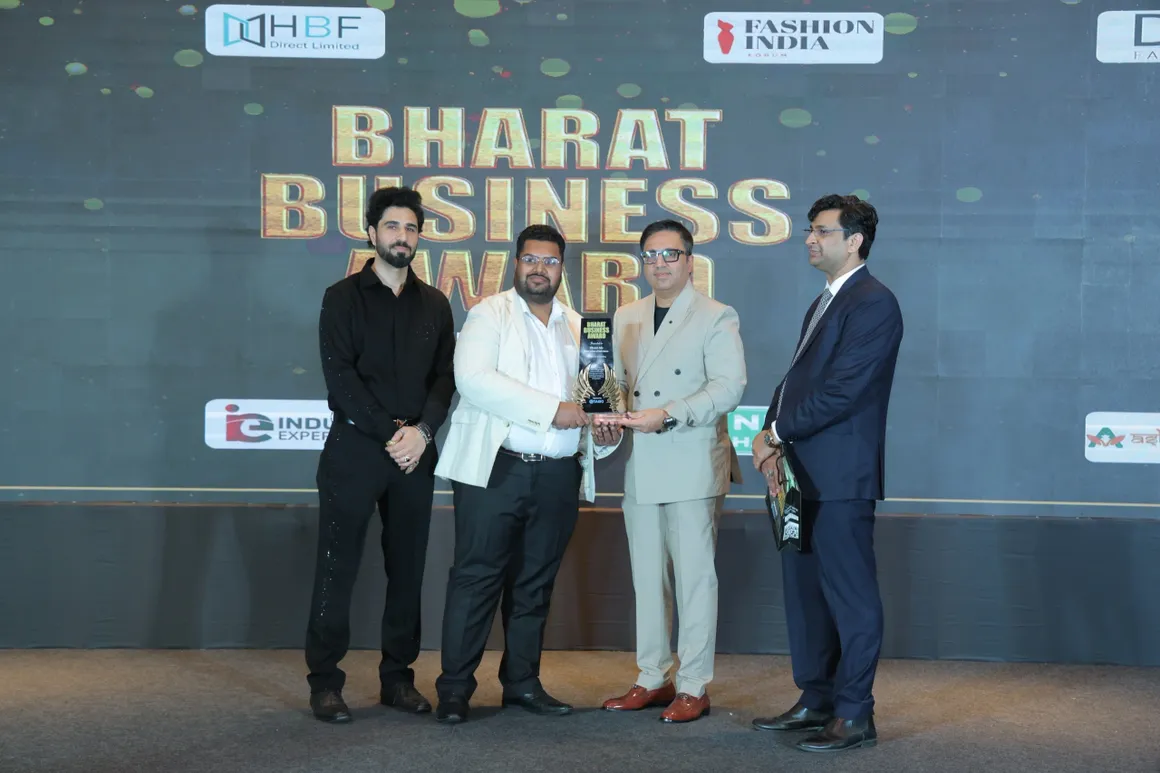 Mr. Vikrant Jain receiving award